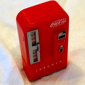 Vintage Original COCA-COLA Refrigerator Magnet Vending Machine